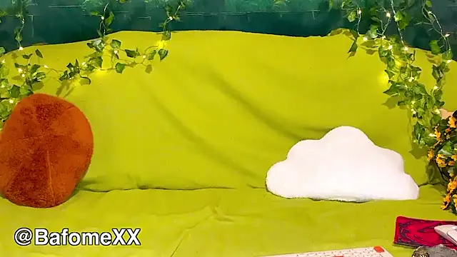 Snapshot of BafomeXX chatting on February 27, 5:24 pm BafomeXX online show from February 27, 5:24 pm