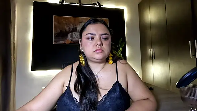 Snapshot of AzaraOnyx chatting on July 18, 1:15 pm AzaraOnyx online show from July 18, 1:15 pm