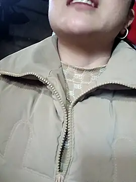 Snapshot of nelina_12345 chatting on February 20, 6:26 am nelina 12345 online show from February 20, 6:26 am