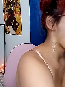 Snapshot of valeriahot_96 chatting on March 4, 5:52 pm valeriahot 96 online show from March 4, 5:52 pm