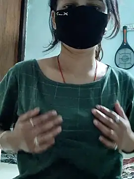 Snapshot of Sexy-Sandhya_ chatting on March 4, 7:31 pm Sexy-Sandhya online show from March 4, 7:31 pm