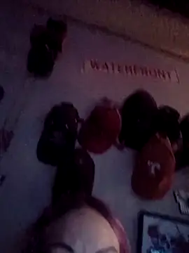 issyamazin online show from March 13, 2:45 pm