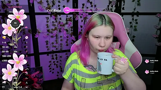 kitsune little online show from April 6, 8:32 pm