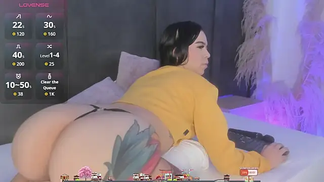 ariadna boneville online show from April 14, 11:33 pm