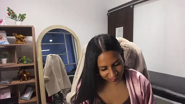 Scarlett Moom online show from April 5, 3:47 am