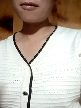 Gaga-xxx online show from February 14, 7:38 am