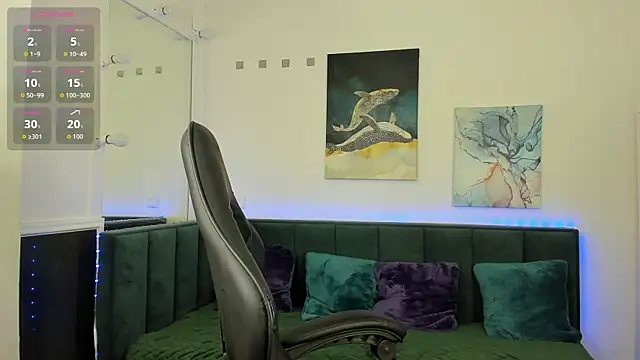 Snapshot of me1issa_sss chatting on February 23, 11:57 pm me1issa sss online show from February 23, 11:57 pm