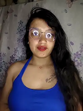 Snapshot of Bloom_Dahlia chatting on February 27, 3:17 am Bloom Dahlia online show from February 27, 3:17 am