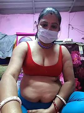 Snapshot of Kiya_6543 chatting on February 14, 5:53 pm Kiya 6543 online show from February 14, 5:53 pm