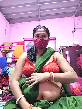 Snapshot of Kiya_6543 chatting on February 27, 5:46 pm Kiya 6543 online show from February 27, 5:46 pm