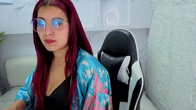 Snapshot of emily__tp chatting on February 27, 12:38 pm emily tp online show from February 27, 12:38 pm