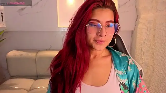 Snapshot of emily__tp chatting on March 2, 12:45 pm emily tp online show from March 2, 12:45 pm