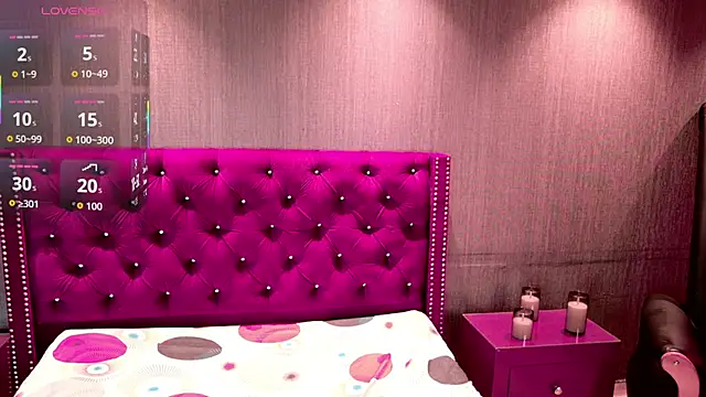 Snapshot of Kinsleybrown chatting on February 26, 4:39 pm Kinsleybrown online show from February 26, 4:39 pm