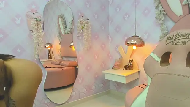 Isabellaa Rosee online show from April 19, 8:00 pm