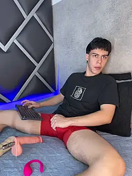 Lucian-greyy online show from February 17, 5:26 am