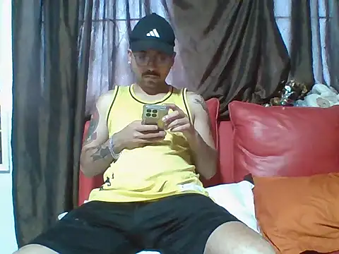 Karamel444 online show from March 2, 11:33 pm