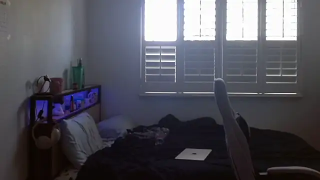 yourmila1 online show from February 27, 11:16 pm