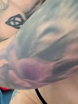 Natt honey online show from April 16, 2:18 pm