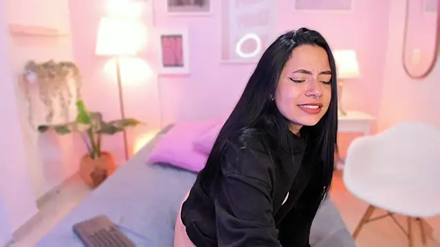 Ivyy sweet  online show from February 18, 8:16 pm