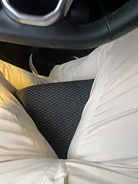 BlondeDutchXItaliano online show from February 24, 4:49 pm