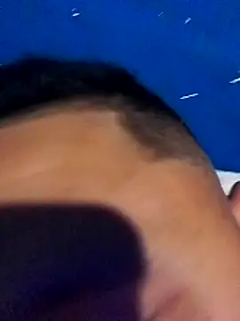 Snapshot of deiner13 chatting on February 28, 6:20 pm deiner13 online show from February 28, 6:20 pm