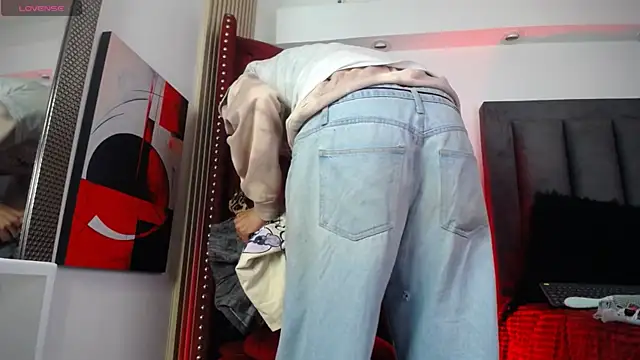 Cain Dantalion online show from April 9, 3:28 am