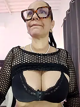 RubyStrome online show from February 25, 6:45 am