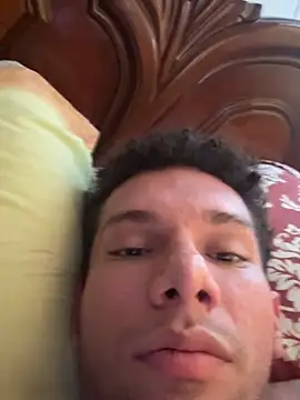 Valentinacouple online show from February 14, 7:32 pm