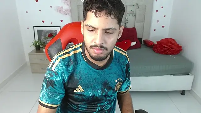 mister fox723 online show from March 3, 12:28 am