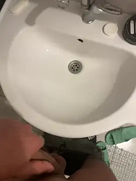 Mami342134 online show from March 23, 10:36 pm