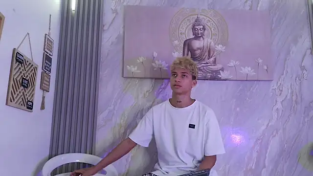 GOLD BOYS online show from April 19, 8:02 am