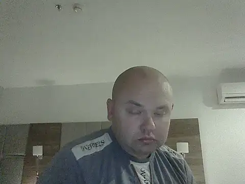 Snapshot of Rob1874 chatting on March 1, 10:12 pm Rob1874 online show from March 1, 10:12 pm