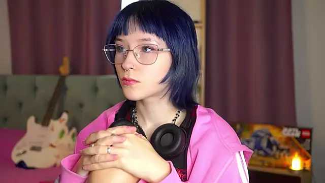 Cyber psych0 online show from March 25, 1:50 pm