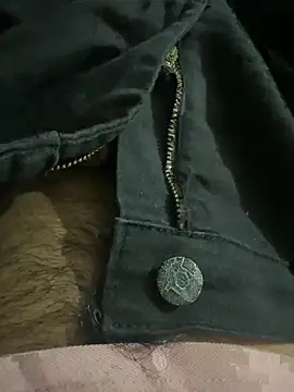 striplover 1 online show from March 31, 5:13 pm