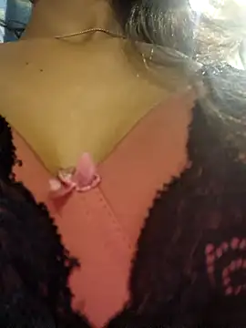 Rani1993 online show from April 13, 6:35 pm