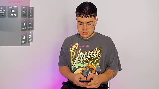 Snapshot of Joseph_connor5 chatting on February 25, 10:08 pm Joseph connor5 online show from February 25, 10:08 pm