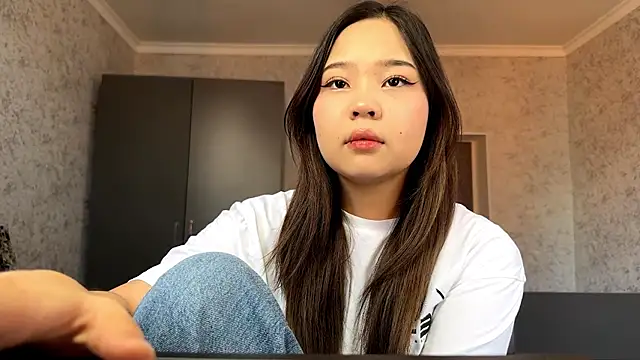 RegenaLandauer online show from February 28, 6:47 am