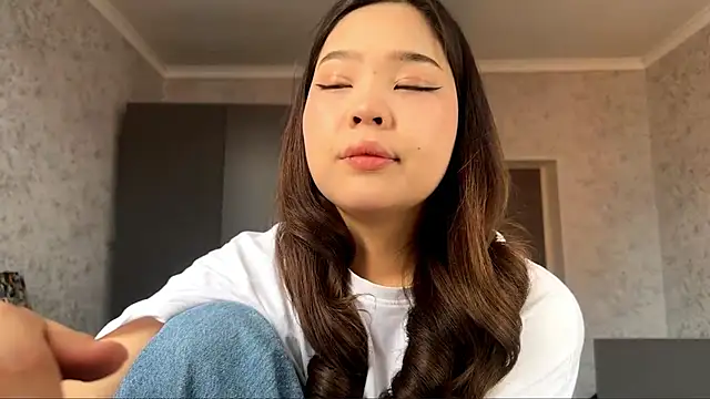 RegenaLandauer online show from March 2, 7:15 am