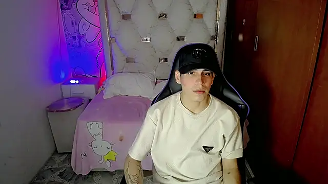 Bby cash  online show from February 25, 8:51 pm