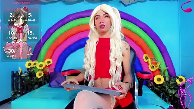 suzume Mendez online show from April 15, 11:17 am