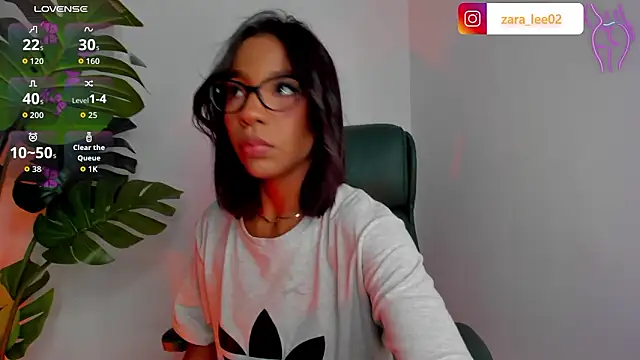 zara leee online show from March 28, 9:25 pm