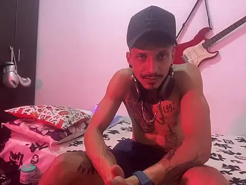 Andreyssantos online show from February 22, 1:18 am