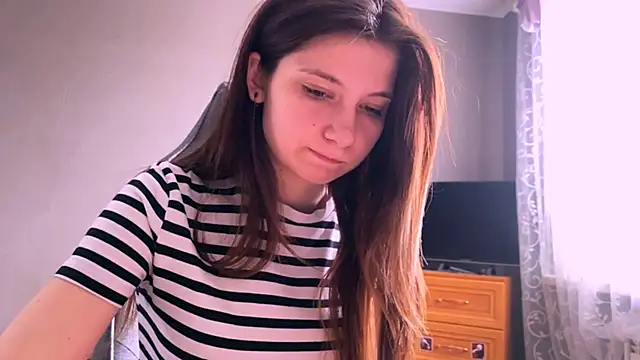 LunnaBliss online show from April 24, 12:40 pm