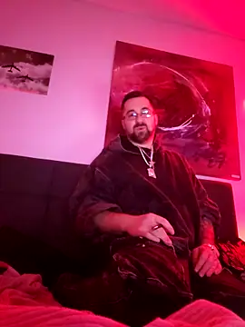 LargeLith online show from February 25, 12:09 am