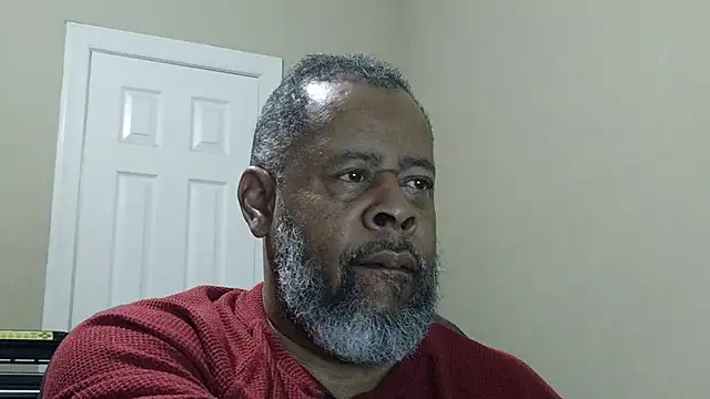 Cleozevo1961 online show from April 2, 5:05 am