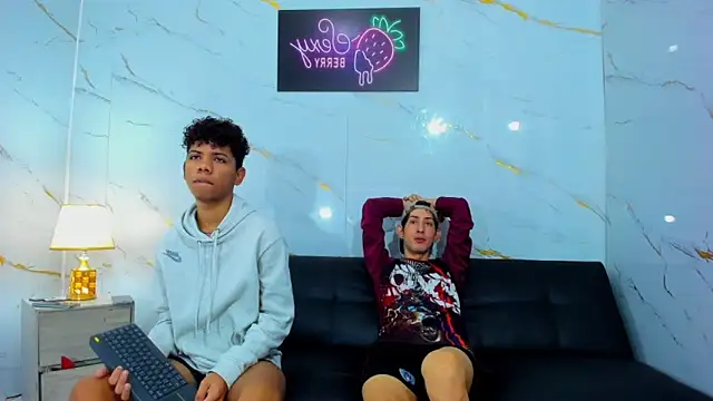 Spicy guys online show from March 20, 1:05 pm