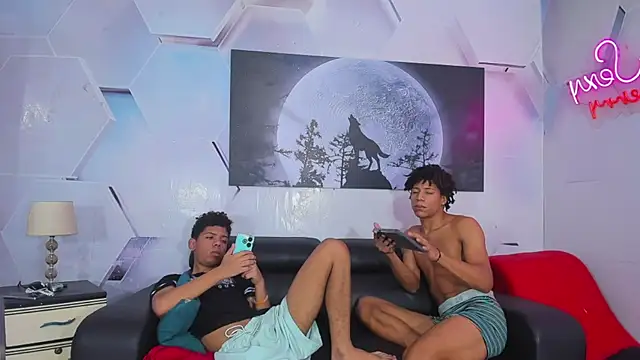 Spicy guys online show from April 20, 1:25 pm