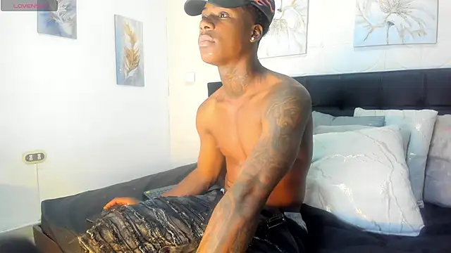 Snapshot of toower_ chatting on February 27, 3:50 am toower online show from February 27, 3:50 am