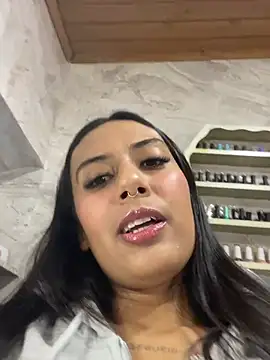 Tifqueen online show from March 5, 2:57 pm