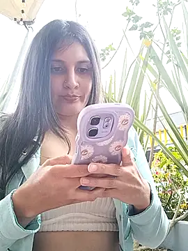 Snapshot of Cami_carvajal chatting on February 24, 5:55 pm Cami carvajal online show from February 24, 5:55 pm